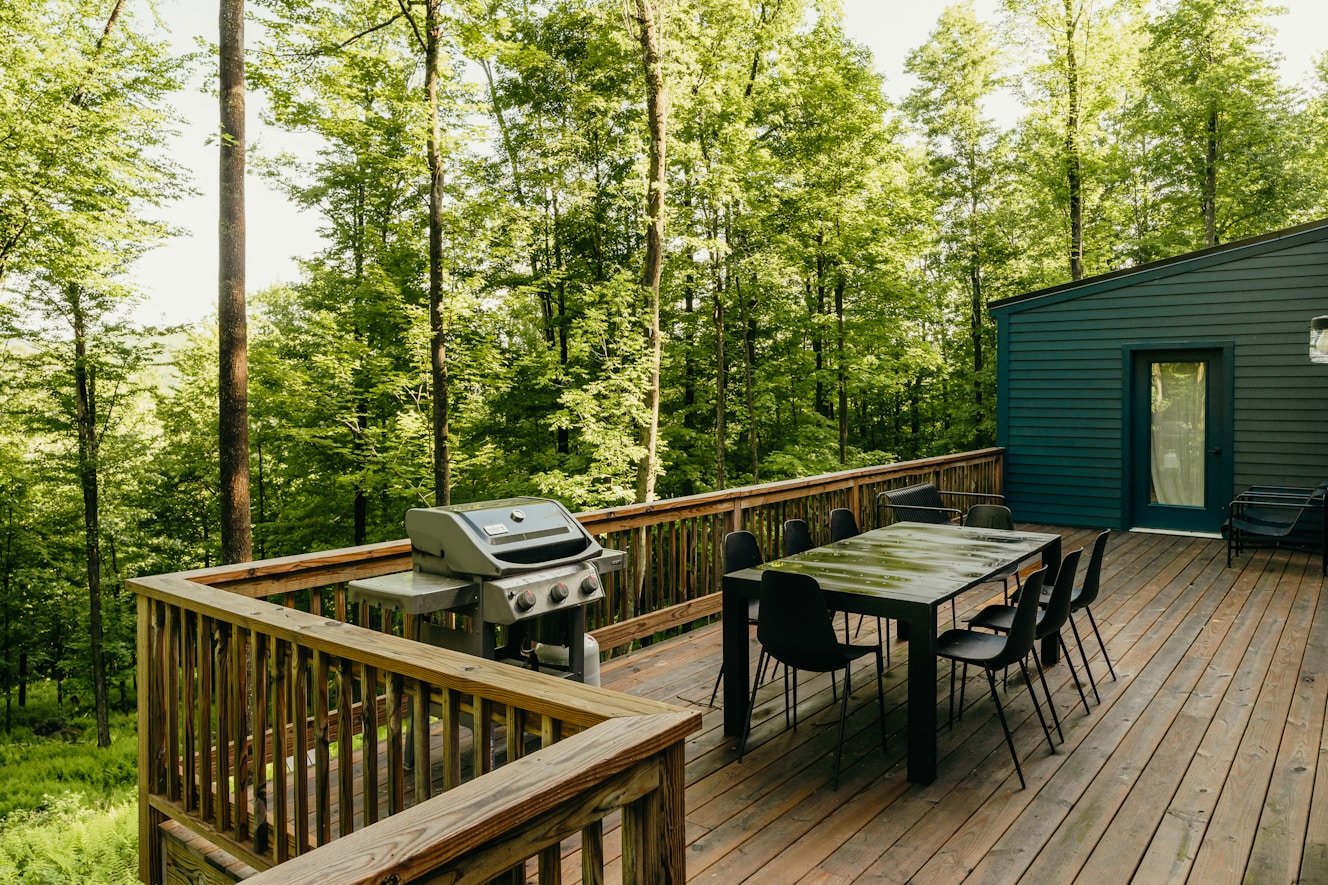 Deck & Outdoor